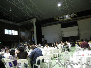 gathering15.jpg