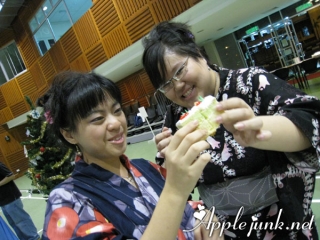 gathering12.jpg