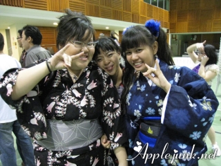 gathering11.jpg