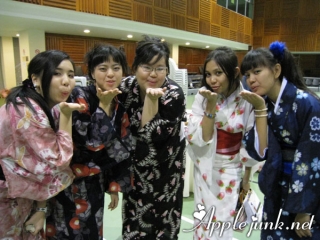 gathering10.jpg
