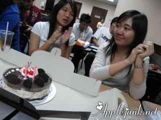 poohbday06.jpg