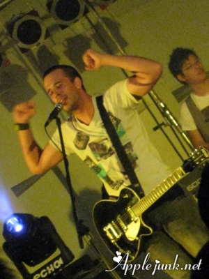 planet_shakers07.jpg