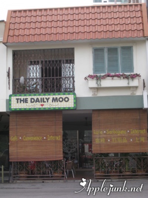 thedailymoo01.jpg